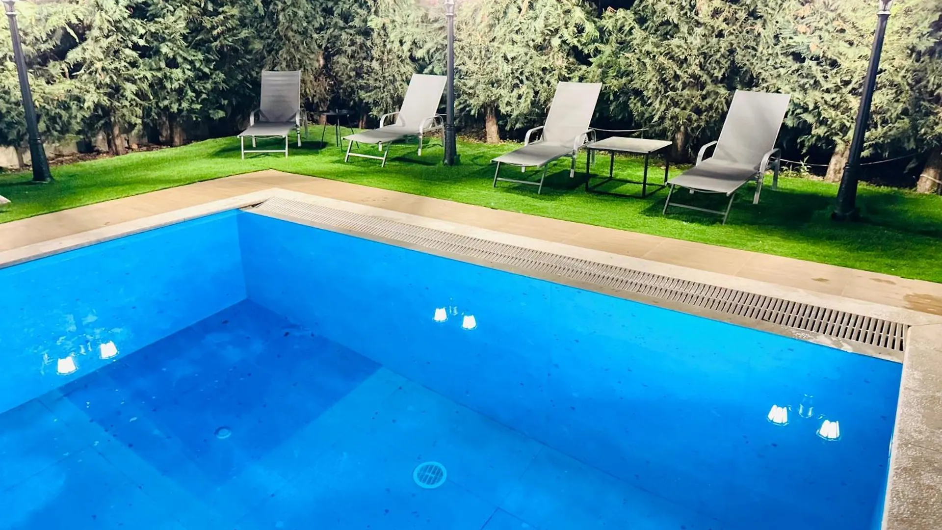 Villa Siena Kamez Albania
